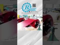 Gewölbte Dach-Rolle, die Maschine bildet