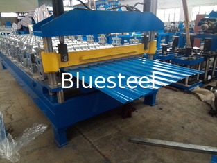 18-20 Stationen Kettenantrieb Metalldachrollenformmaschine für Stahlbleche 0,3-0,8 mm