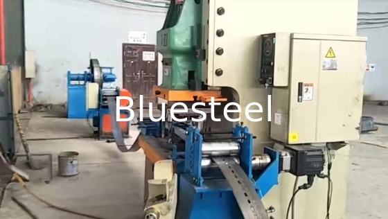 Solar Photovoltaik Kanalmachmaschine C / U Kanal Solar Strut Photovoltaik Stent Roll Formmaschine