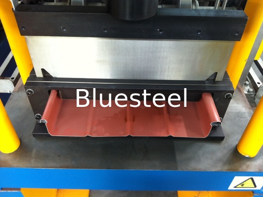 Schnelle und präzise hydraulische Stehende Nähmaschine für 7,5m*1,2m*1,5m Schneiden