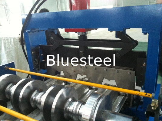 Maßgeschneiderte Fußbodenplattenmaschine mit 11 kW Wasserkraft und 18-30 Rollstationen