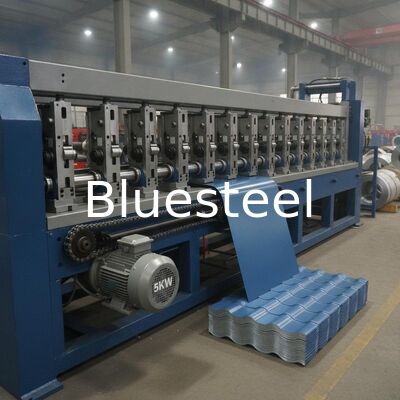 18-20 Rollstationen 5KW Kettenantrieb Hydraulisches Schneiden Metall Dach Rollenformmaschine für die Stahlfliesenproduktion