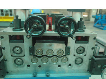 Genaue hydraulische Schnitttürrahmen-Maschine mit Längen-Wahlen